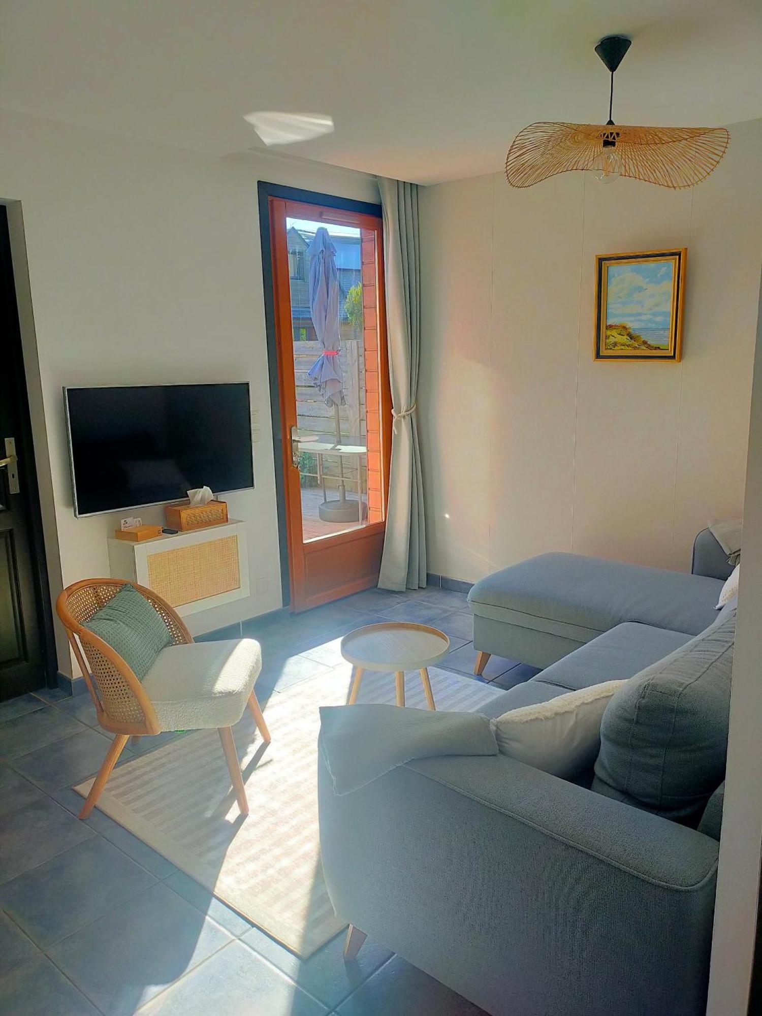 Maison Avec Terrasses A 300M De La Mer Juno Beach Bernieres-sur-Mer Exterior photo